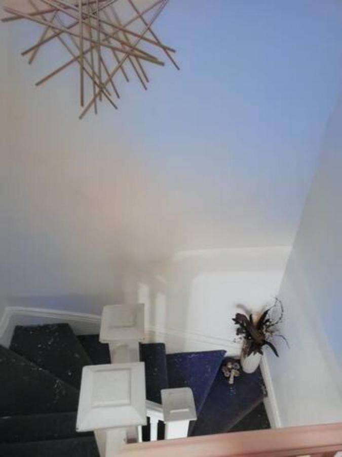Hull Booking-Eddy- Single Room With Self Check-In מראה חיצוני תמונה